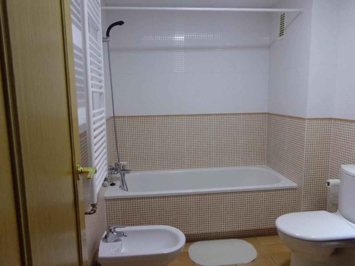 Cortes Valencianas 45 Naquera Exterior photo